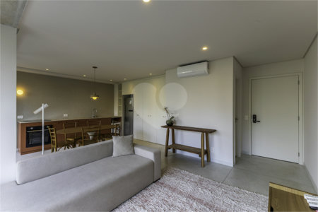 Apartamento à venda ou para alugar com 1 suíte em Jardim das Bandeiras, São Paulo, SP