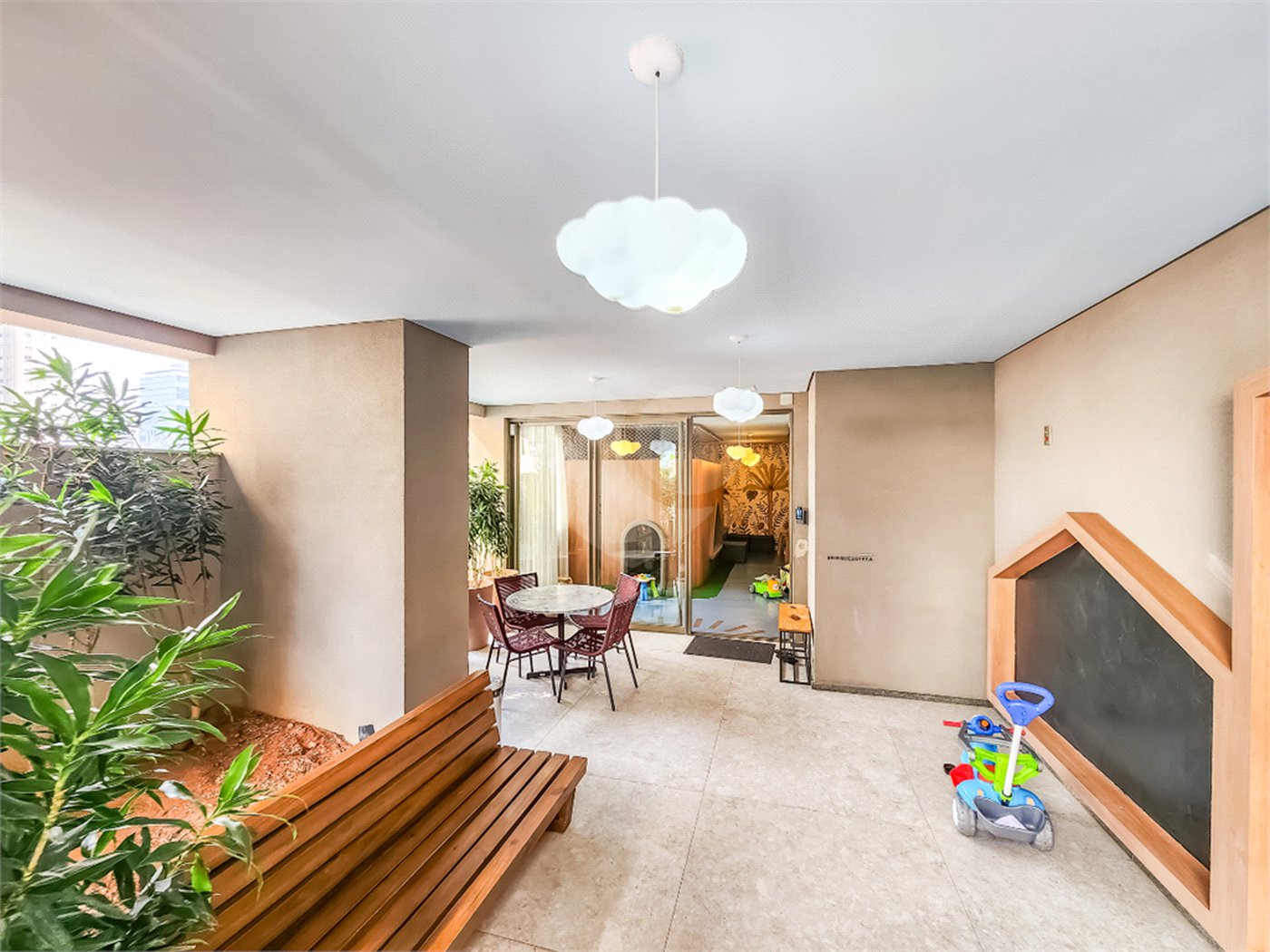 Apartamento à venda com 2 suítes em Brooklin, São Paulo, SP