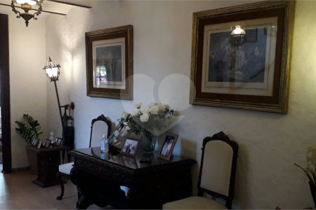 Sobrado à venda com 4 quartos, sendo 2 suítes, em Vila Madalena, São Paulo, SP