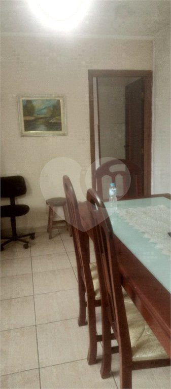 Sobrado à venda com 3 quartos, sendo 1 suíte,  em Vila Universitária, São Paulo, SP