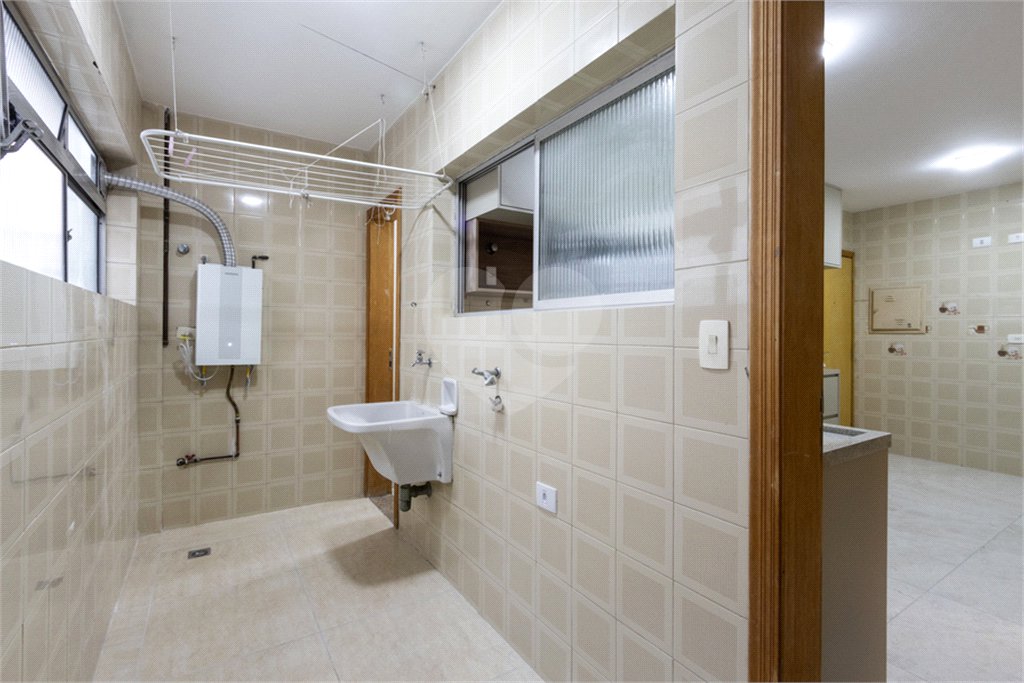 Apartamento à venda com 3 quartos, sendo 1 suíte, em Perdizes, São Paulo, SP