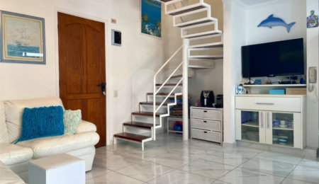 Apartamento à venda com 2 quartos, sendo 1 suíte,  em Riviera de São Lourenço, Bertioga, SP