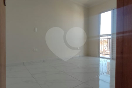 Casa à venda com 2 quartos no condomínio Ari Gomes, São Paulo - SP