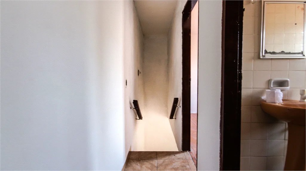 Casa à venda com 4 quartos em Vila Hamburguesa, São Paulo, SP
