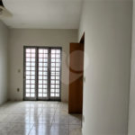 Casa à venda com 2 quartos, sendo 1 suíte, em Vila Suconasa, Araraquara, SP