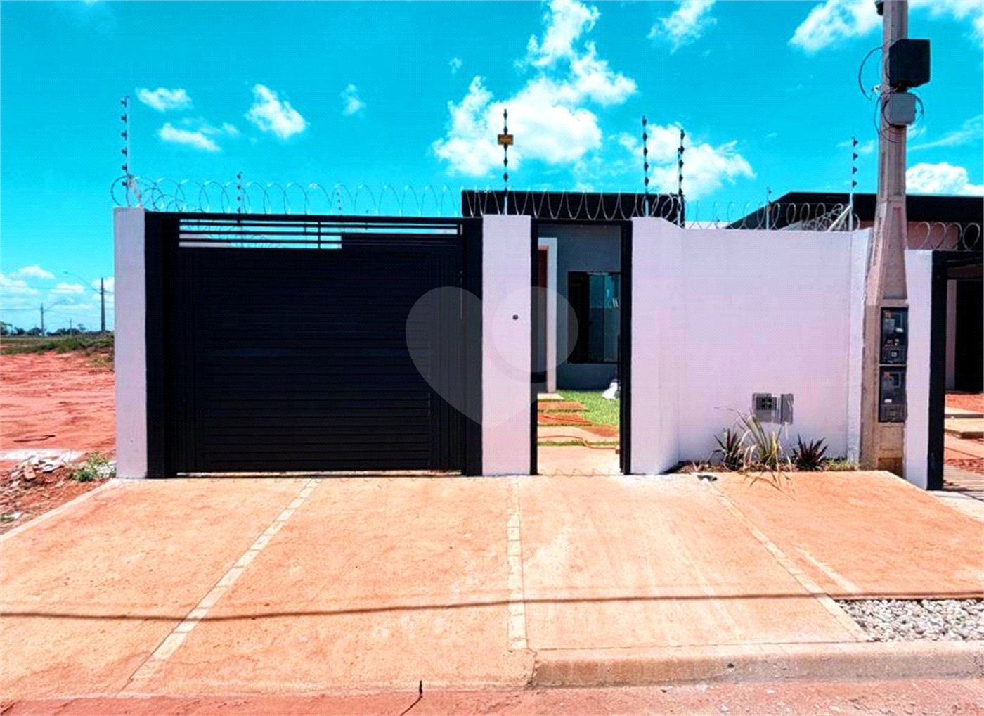 Casa à venda com 2 quartos, sendo 1 suíte,  em Portal das Araras, Três Lagoas, MS