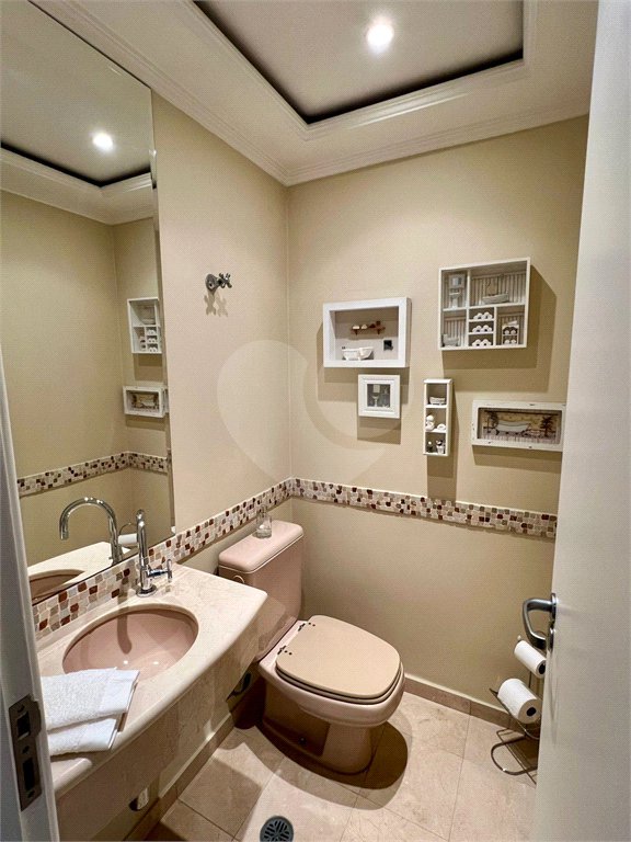 Apartamento à venda com 3 quartos, sendo 2 suítes,  em Vila Suzana, São Paulo, SP