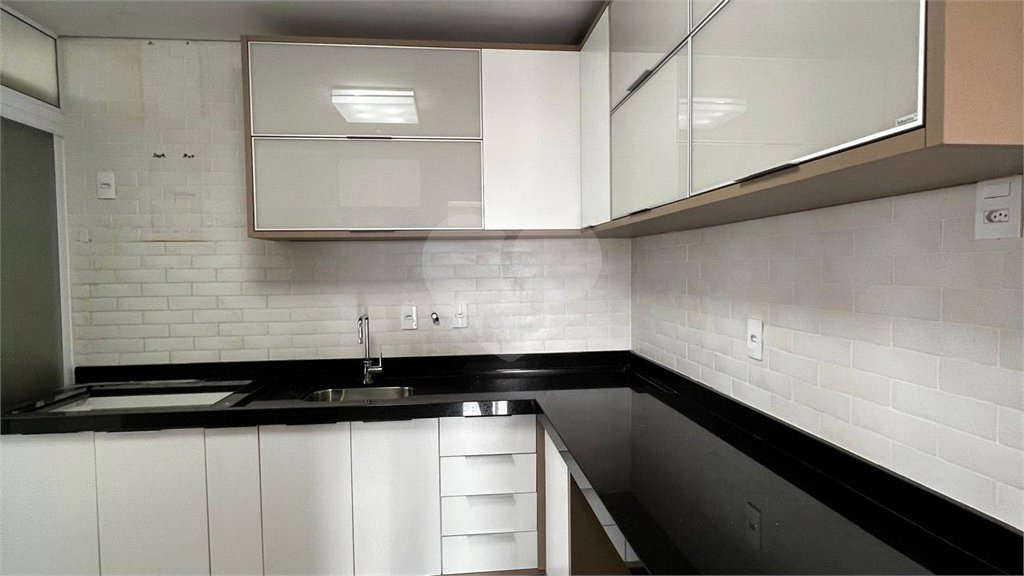 Apartamento à venda com 2 quartos, sendo 1 suíte, no Centro, Itapetininga, SP