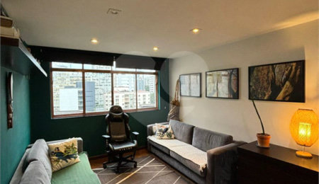 Apartamento à venda com 3 quartos, sendo 1 suíte,  em Jardim Paulista, São Paulo, SP