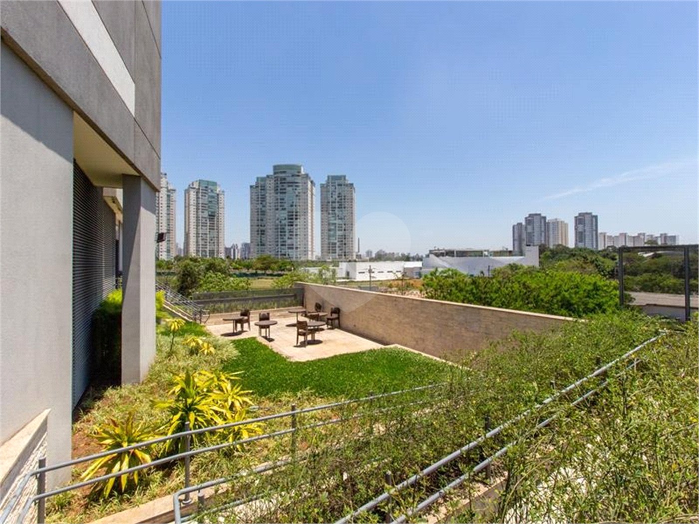 Apartamento à venda ou para alugar com 2 quartos, sendo 1 suíte, em Água Branca, São Paulo, SP