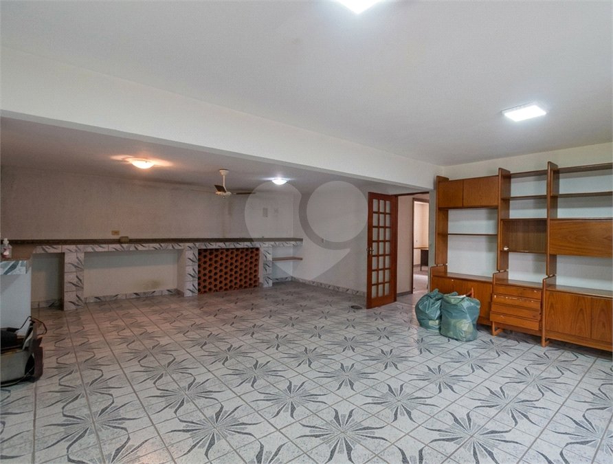 Sobrado à venda com 5 quartos, sendo 2 suítes, em Jardim do Mar, São Bernardo do Campo, SP