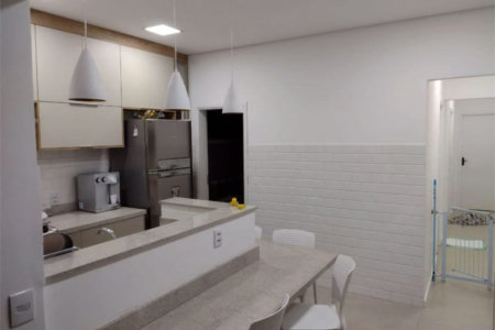 Casa à venda com 2 quartos, sendo 1 suíte,  em Vila Anastácio, São Paulo, SP