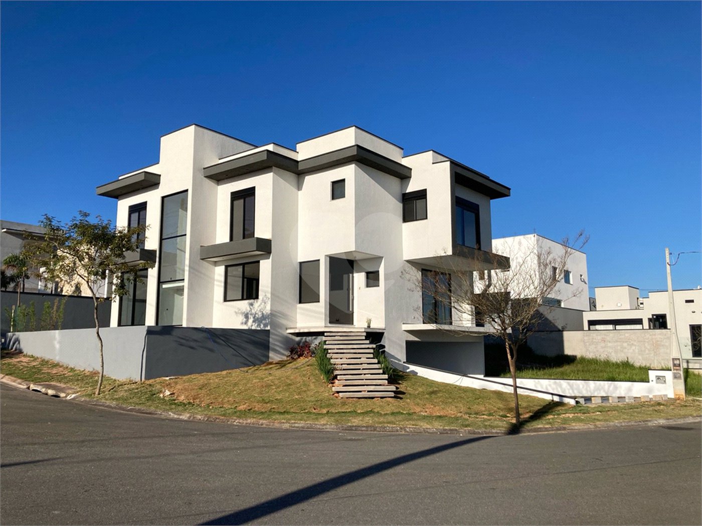 Casa à venda com 4 quartos, sendo 3 suítes,  no condomínio Reserva Granja Anita, Mogi das Cruzes - SP
