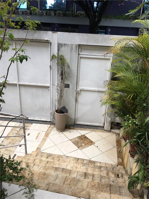 Sobrado à venda com 3 quartos, sendo 1 suíte, em Aclimação, São Paulo, SP