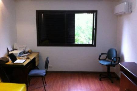 Apartamento à venda com 4 suítes em Real Parque, São Paulo, SP