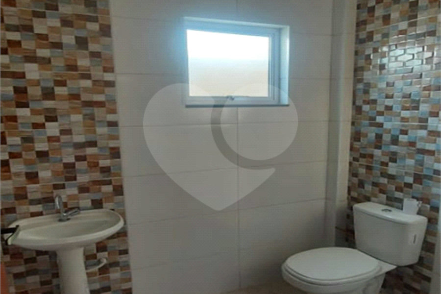 Sobrado à venda com 2 quartos em Canjica (terra Preta), Mairiporã, SP