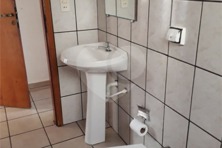 Casa à venda com 2 quartos no Centro, Bom Jesus dos Perdões, SP