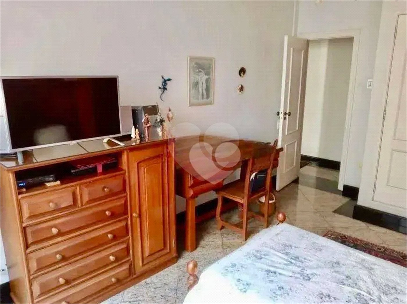 Apartamento à venda com 4 quartos, sendo 1 suíte,  em Copacabana, Rio de Janeiro, RJ