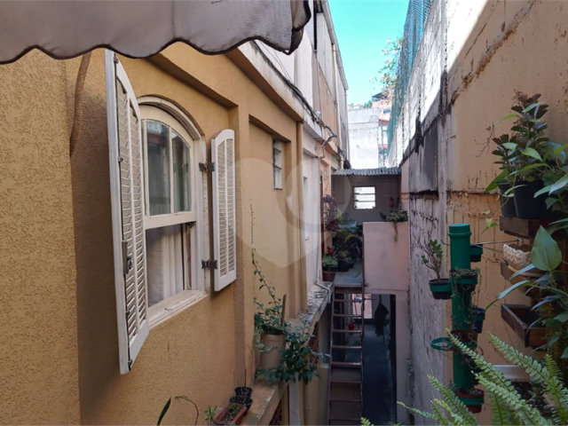 Casa Térrea à venda com 1 quarto em Parada Inglesa, São Paulo, SP