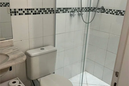 Casa à venda com 3 quartos, sendo 1 suíte, no condomínio New Village, Cotia - SP