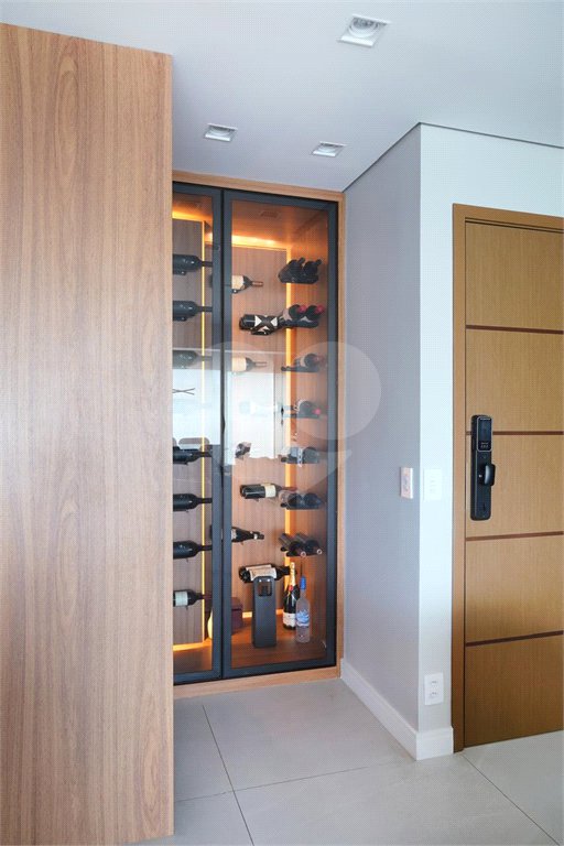 Apartamento à venda com 3 suítes em Indianópolis, São Paulo, SP
