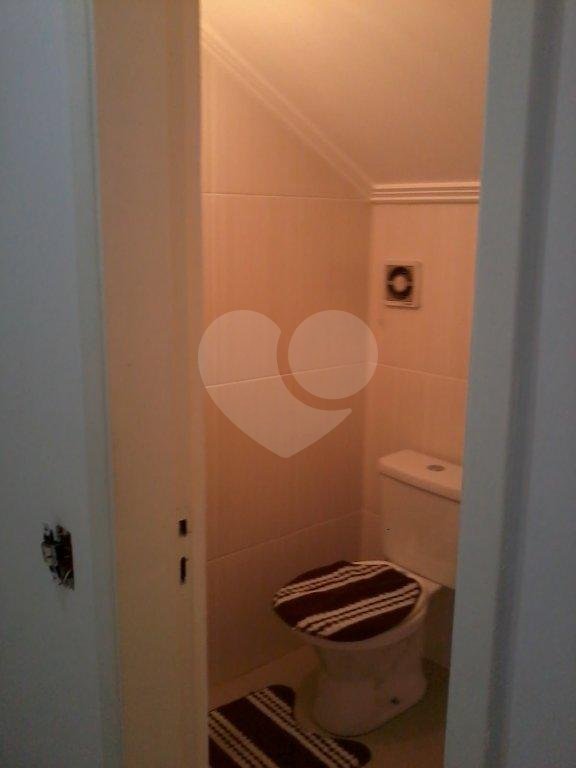 Sobrado à venda com 3 quartos, sendo 1 suíte, em Vila Galvão, Guarulhos, SP