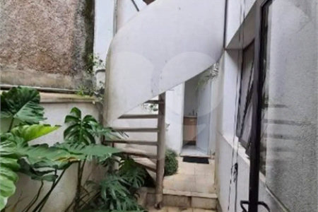 Casa à venda com 3 suítes no condomínio Metropolitan, São Paulo - SP