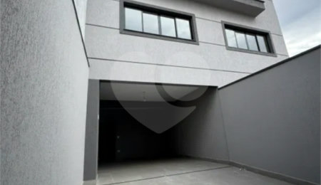 Sobrado à venda com 3 quartos, sendo 1 suíte,  em Vila Bonilha, São Paulo, SP