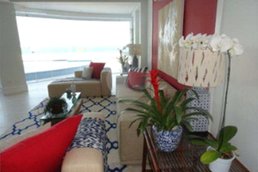 Apartamento à venda com 3 suítes em Jardim Virgínia, Guarujá, SP