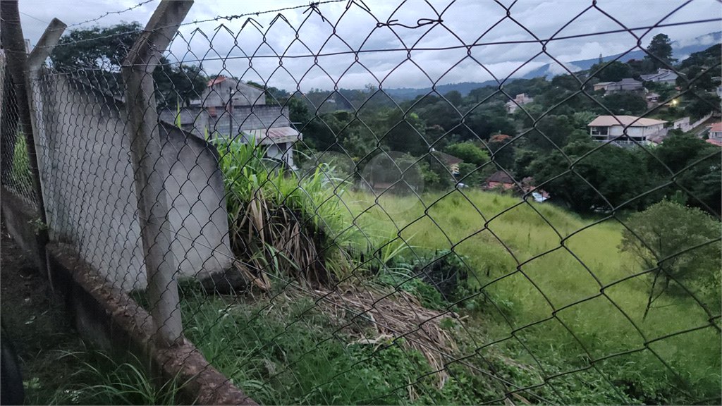 Terreno em Atibaia com 2.090 metros, ótimo para fazer chácara, excelente localização, aceita financiamento