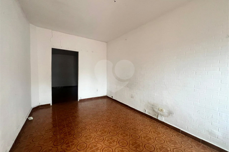Casa à venda com 2 quartos em Vila Guarani, São Paulo, SP