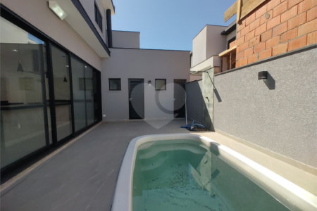 Casa à venda com 3 suítes no condomínio Terras de São Francisco, Sorocaba - SP