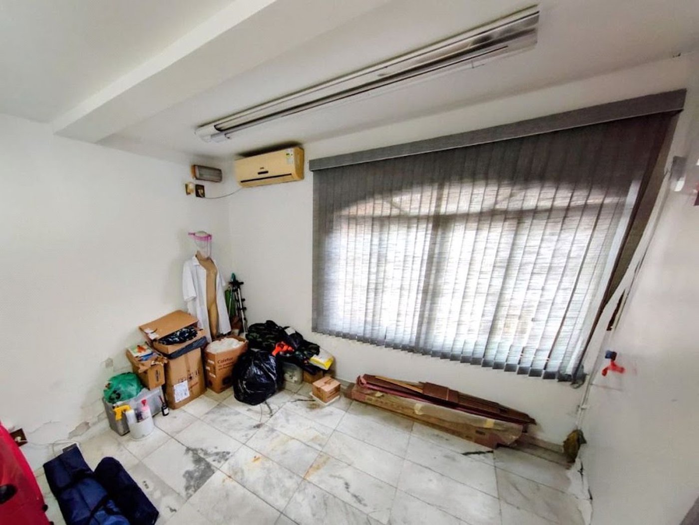 Casa com 7 dormitórios, 249 m² - venda por R$ 2.235.000,00 ou aluguel por R$ 15.000,00 - Gonzaga - Santos/SP