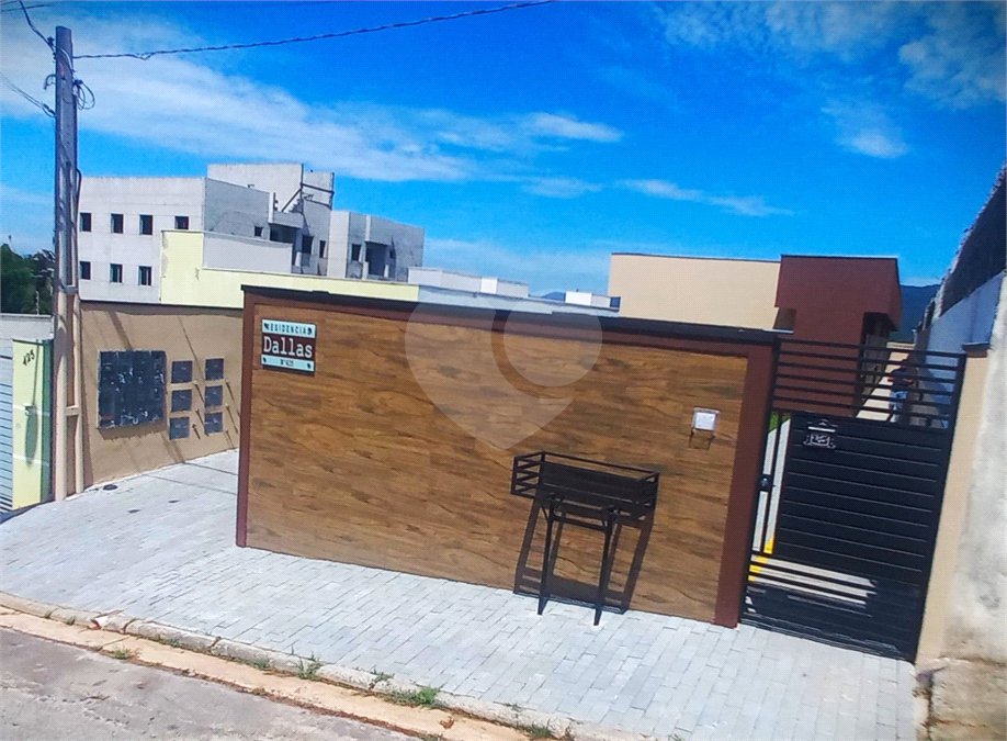 Casa à venda com 2 quartos, sendo 1 suíte,  em Vila São Paulo, Mogi das Cruzes, SP