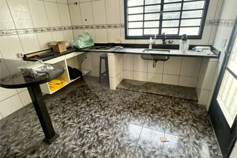 Casa à venda com 3 quartos, sendo 1 suíte, em Conjunto Residencial Vista Verde, São Paulo, SP