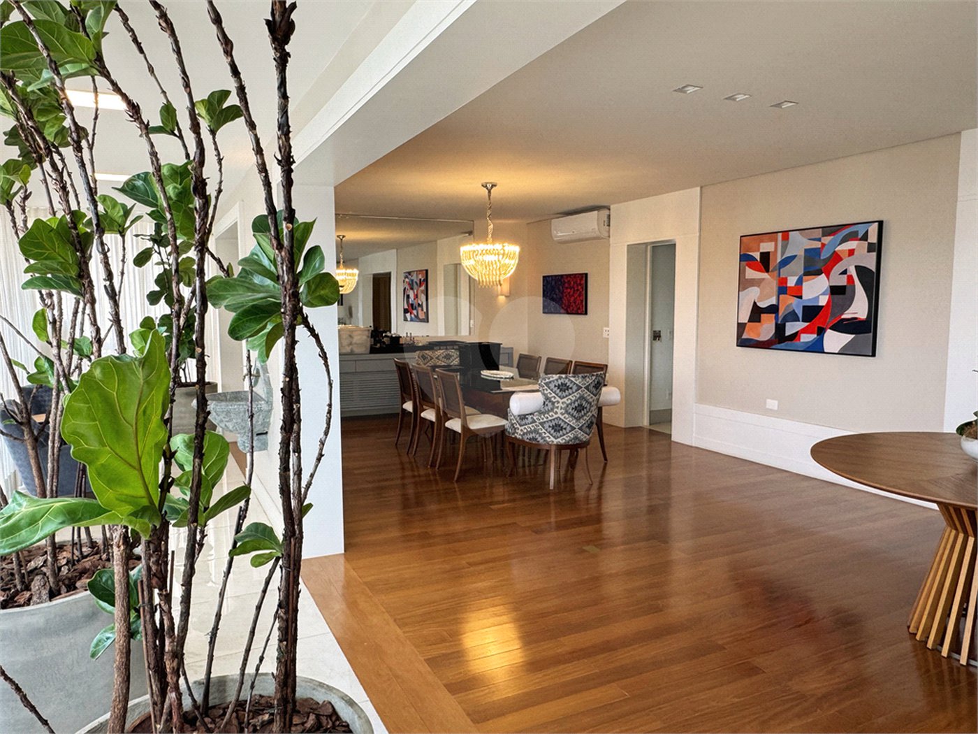 Apartamento à venda com 3 suítes em Itaim Bibi, São Paulo, SP