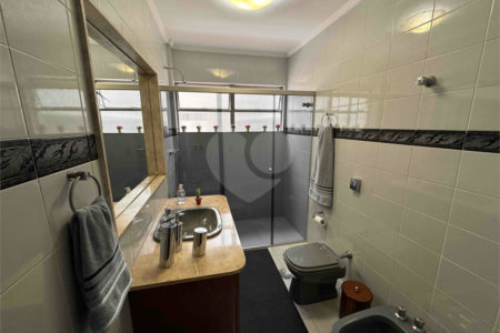 Elegância e conforto. Apartamento exclusivo de 250m2 em Higienópolis, um por andar.