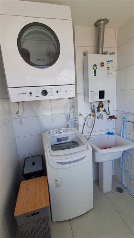 Apartamento à venda com 2 suítes em Vila Scarpelli, Santo André, SP