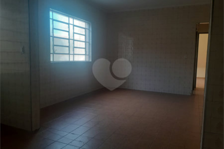 Sobrado à venda com 3 quartos em Vila Clarice, São Paulo, SP