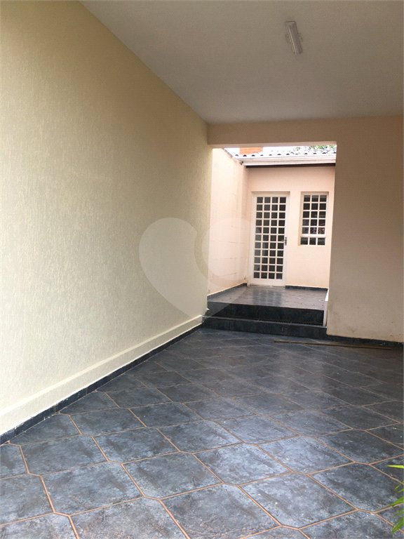 Sobrado à venda com 4 quartos, sendo 1 suíte, em Vila Rubens, Indaiatuba, SP