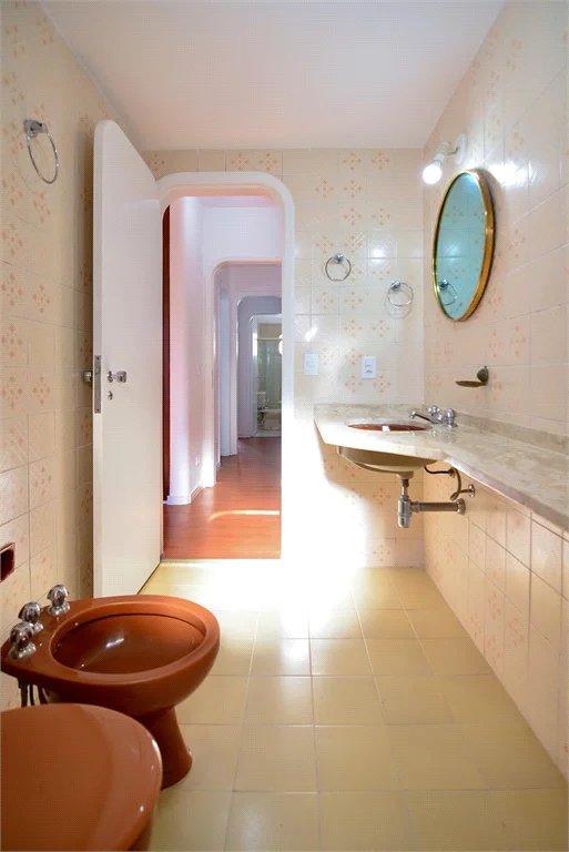Apartamento à venda com 4 quartos, sendo 2 suítes, em Brooklin Paulista, São Paulo, SP