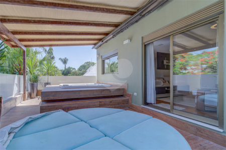 Casa à venda ou para alugar com 5 suítes em Alto da Boa Vista, São Paulo, SP