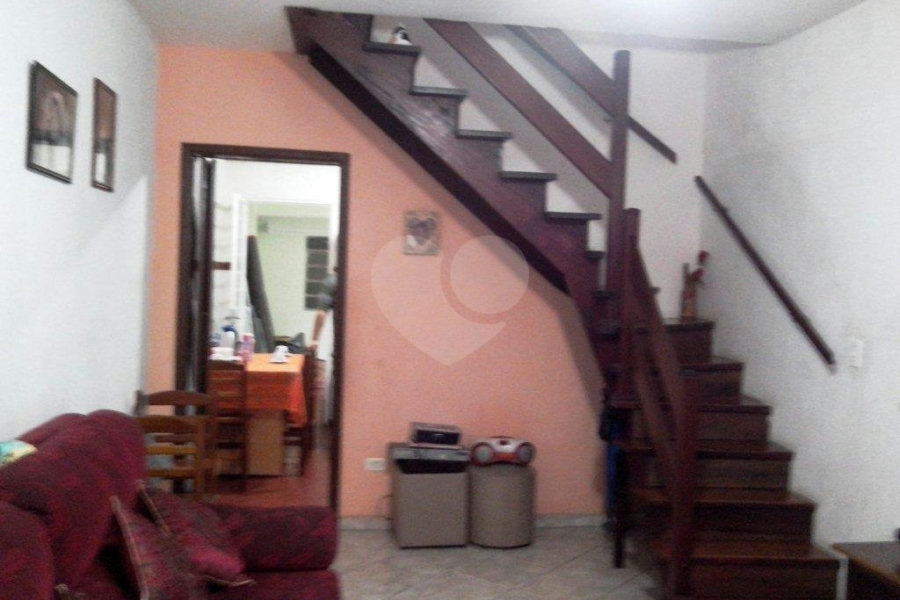Sobrado à venda com 2 quartos em Tremembé, São Paulo, SP