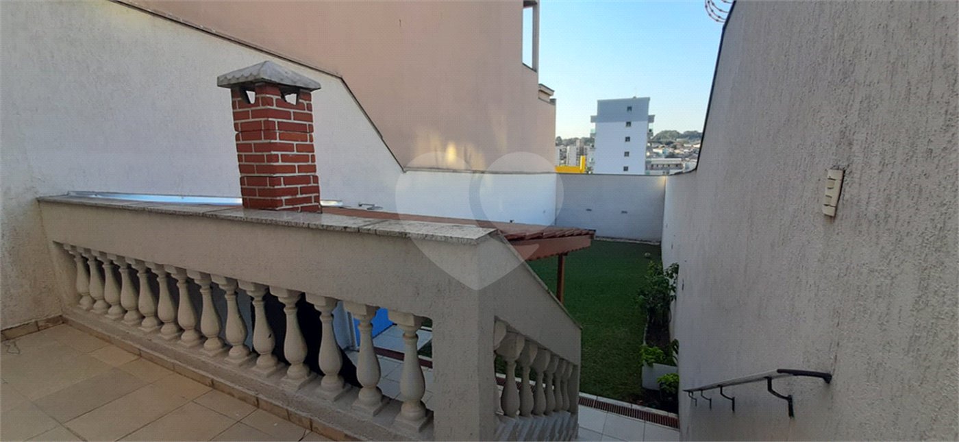 Sobrado à venda com 3 quartos, sendo 1 suíte, em Tremembé, São Paulo, SP