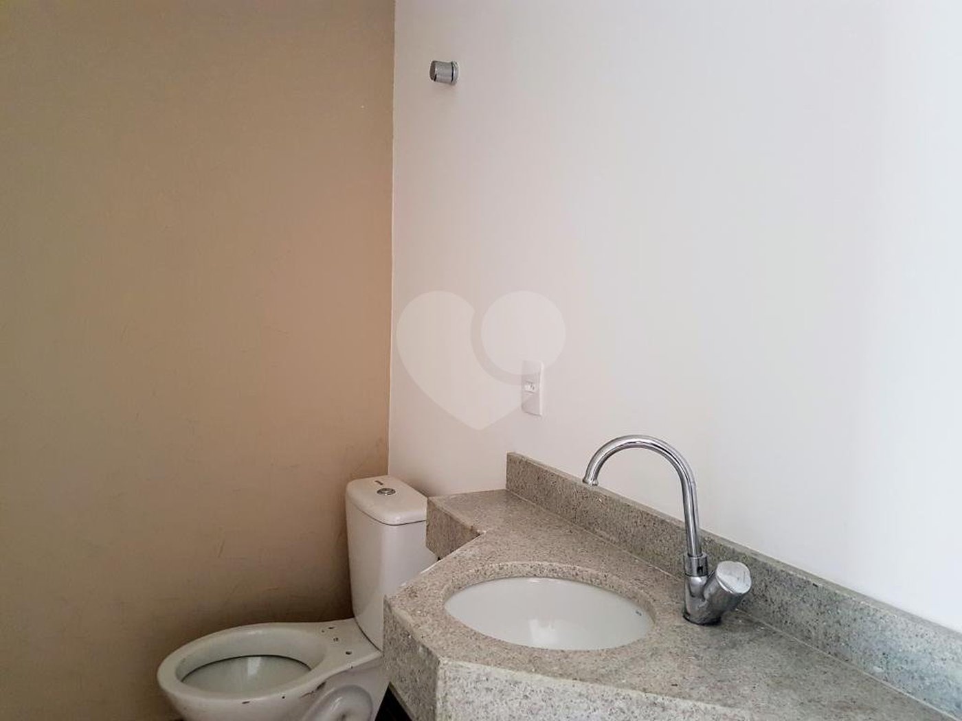 Sobrado à venda com 3 quartos, sendo 1 suíte, em Jardim Prudência, São Paulo, SP