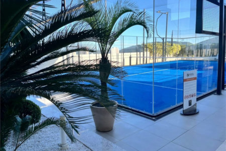 Apartamento com 1 quarto com hidromassagem e vista para o mar à venda em Aparecida - SP