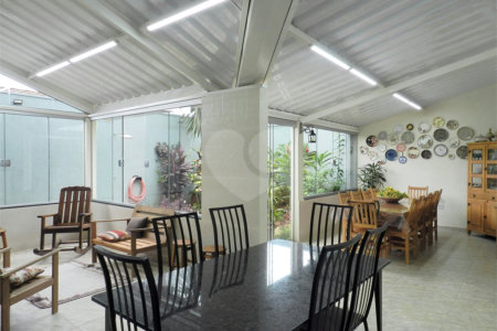 Sobrado à venda com 4 quartos, sendo 3 suítes, em Jardim Paulistano, Ribeirão Preto, SP
