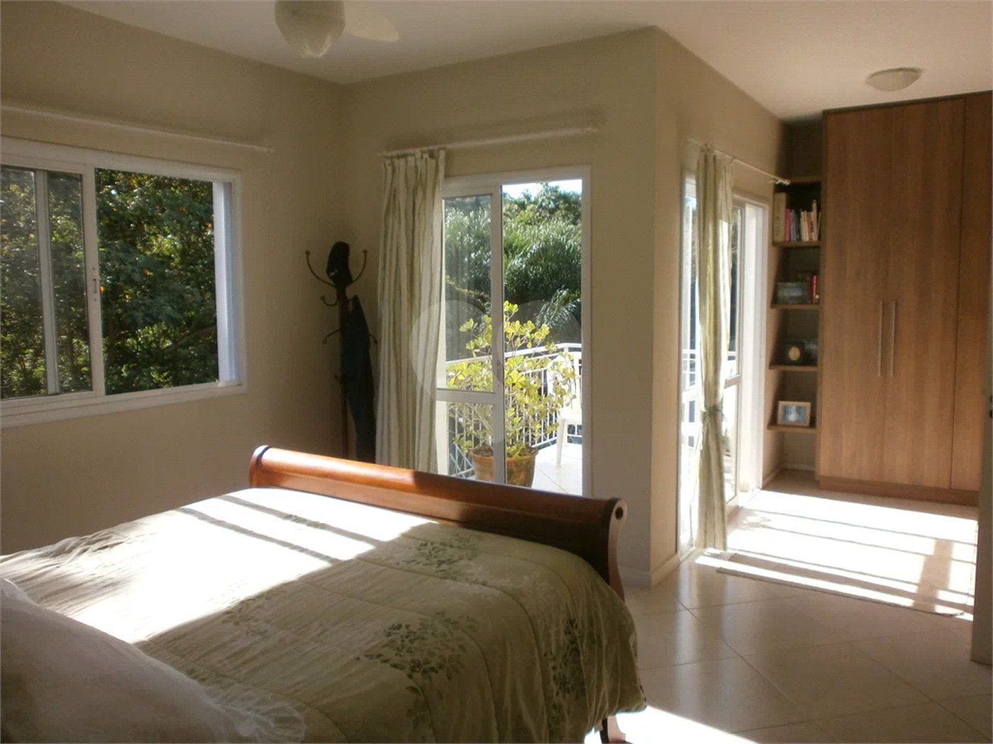 Casa à venda com 3 suítes em Bosque, Vinhedo, SP