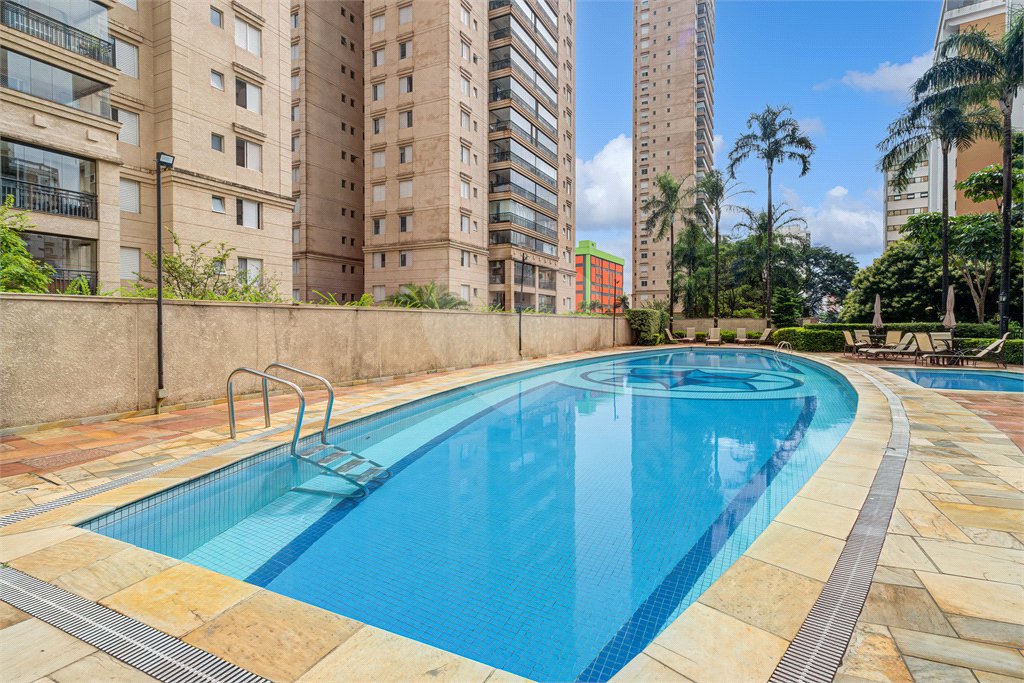 Apartamento à venda com 4 quartos, sendo 3 suítes, em Brooklin, São Paulo, SP