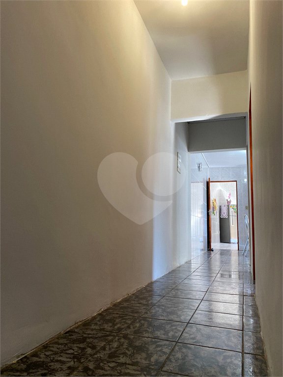 Casa à venda com 2 quartos, sendo 1 suíte, no Centro, Araçoiaba da Serra, SP